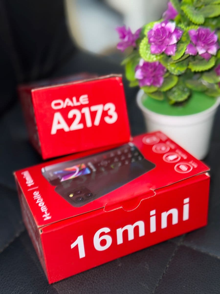 Itel it2165. Il s'agit d'un téléphone 3