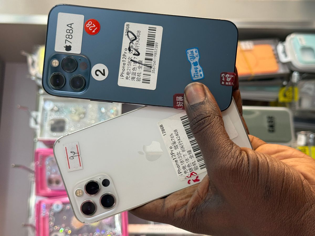 iPhone 12 Pro 128go
