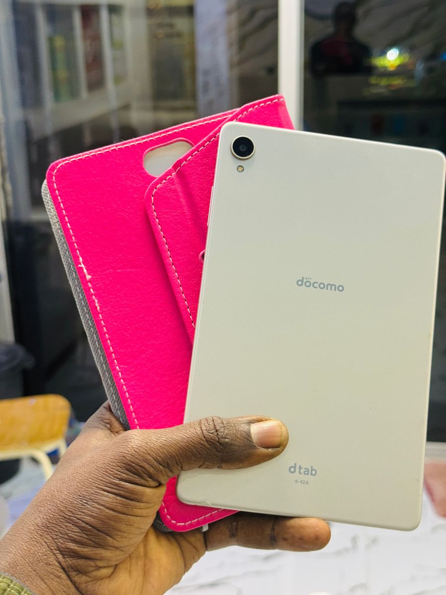 Tablette docoumo 64 go
